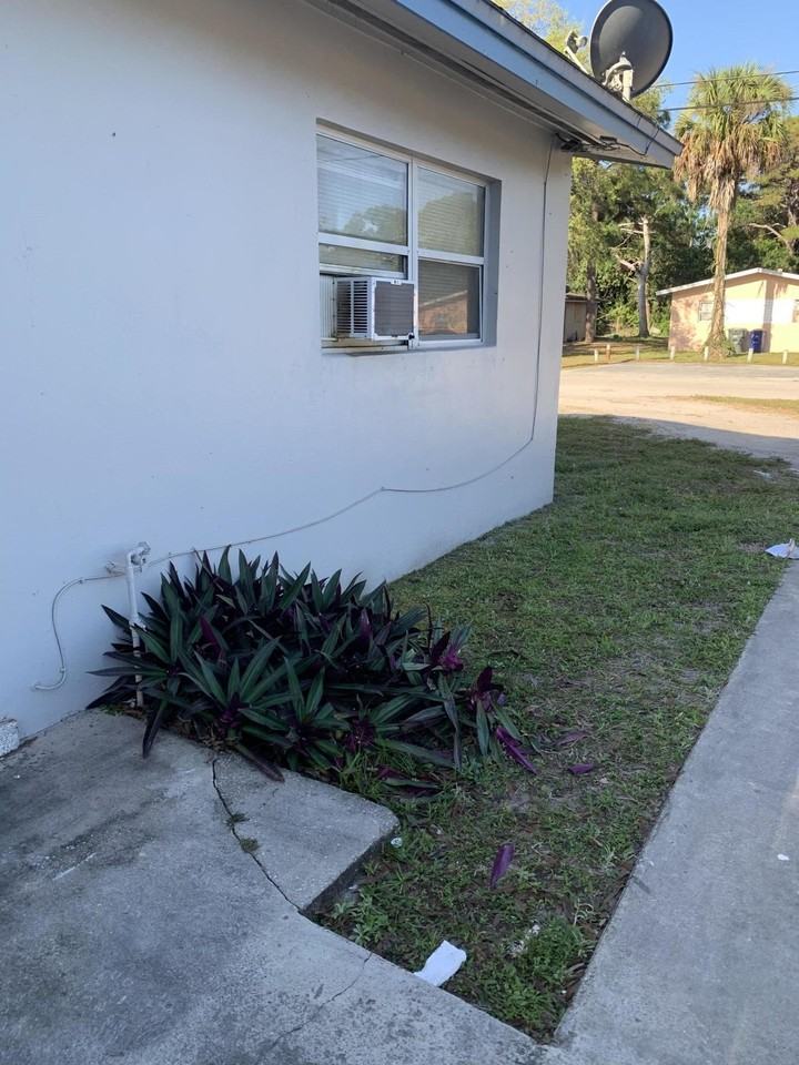 312 Decordre Ct #B - Photo 4 of 18