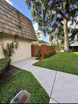 4039 Palm Bay Cir #B - Photo 1 of 1