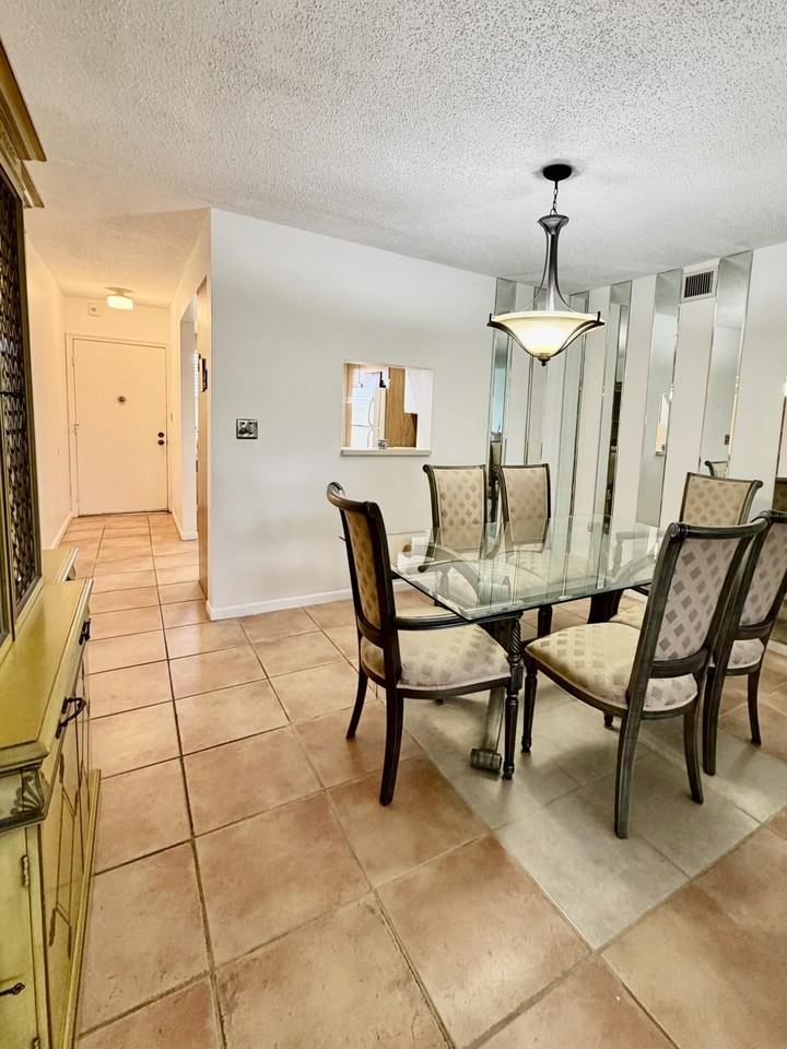 2101 Lucaya Bnd - Photo 4 of 29