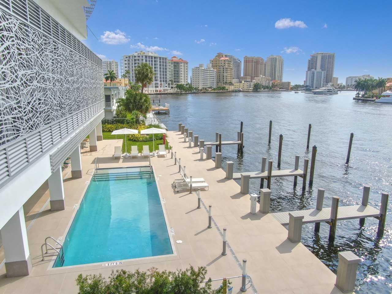 435 Bayshore Dr #803 - Photo 4 of 37
