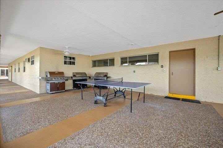 160 Lake Frances Dr - Photo 5 of 23