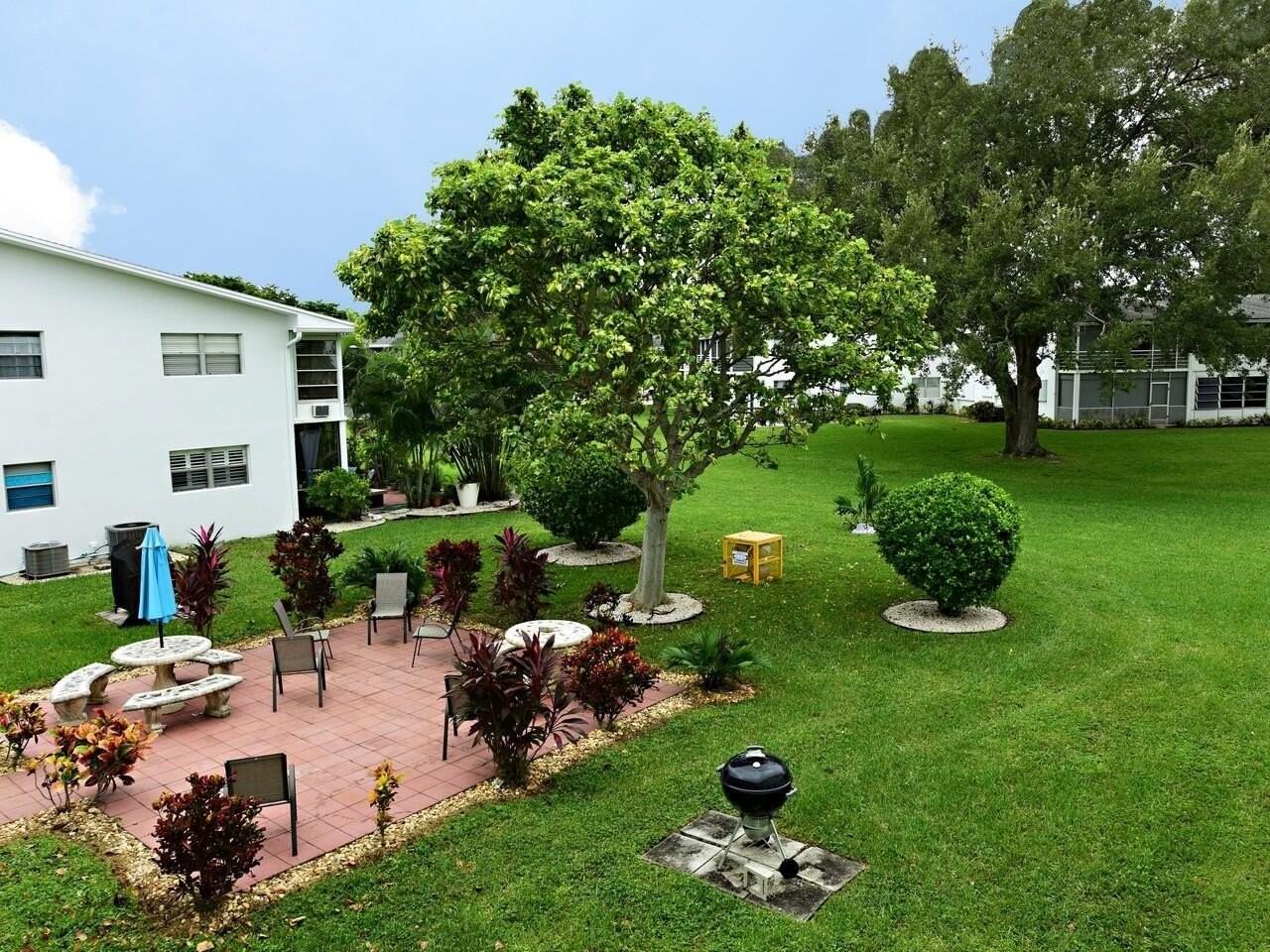141 Newport I - Photo 5 of 17