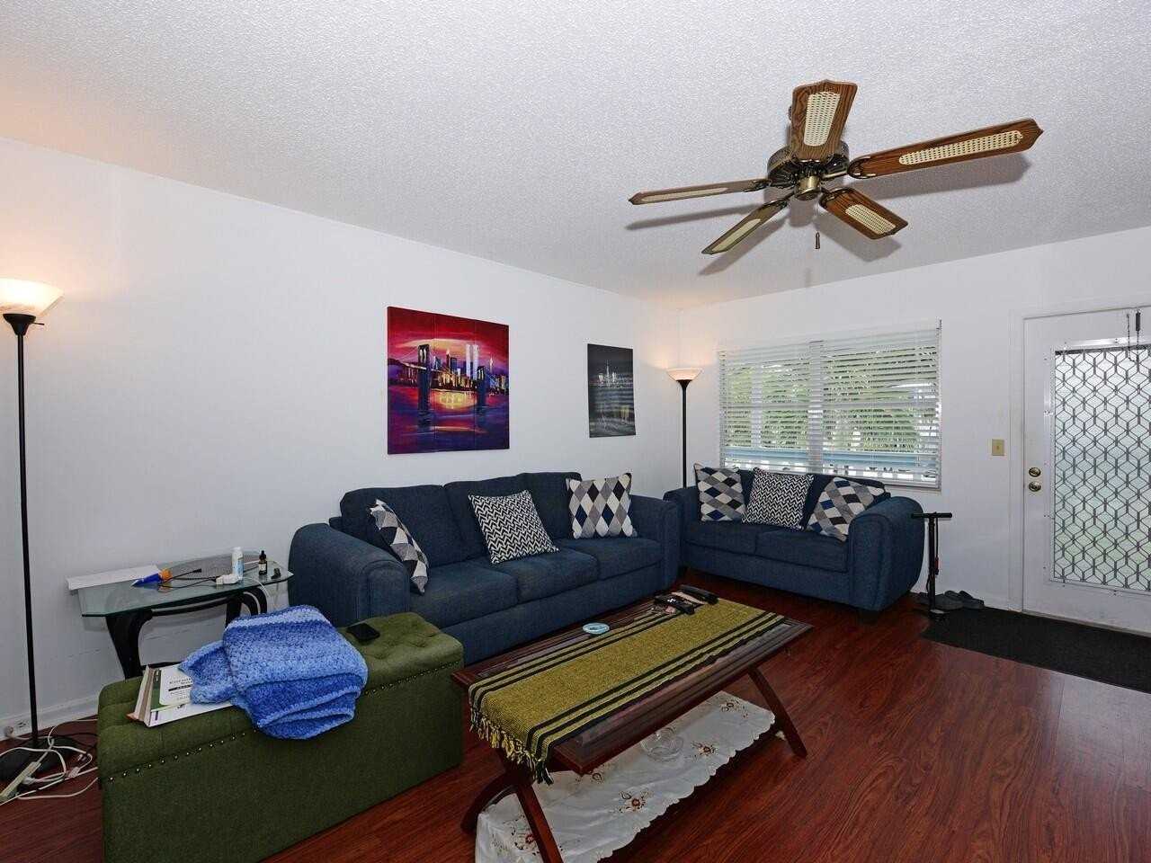 141 Newport I - Photo 7 of 17