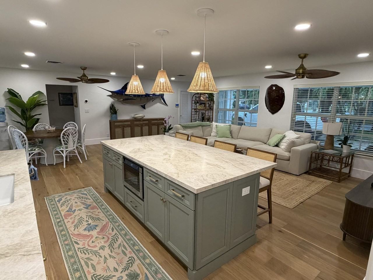1410 Se 12th Ave - Photo 5 of 30
