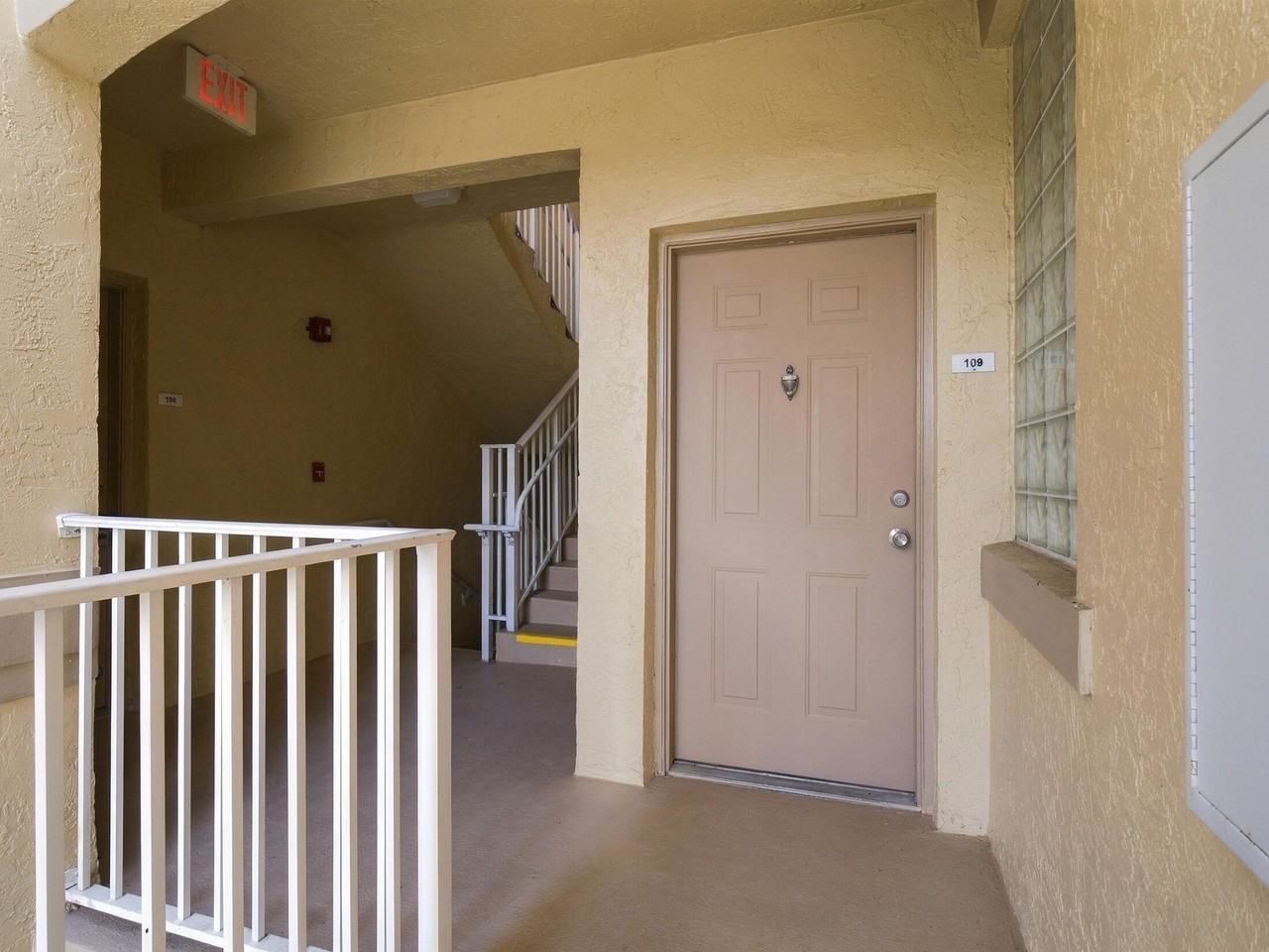2020 Greenview Shores Blvd #109 - Photo 3 of 26