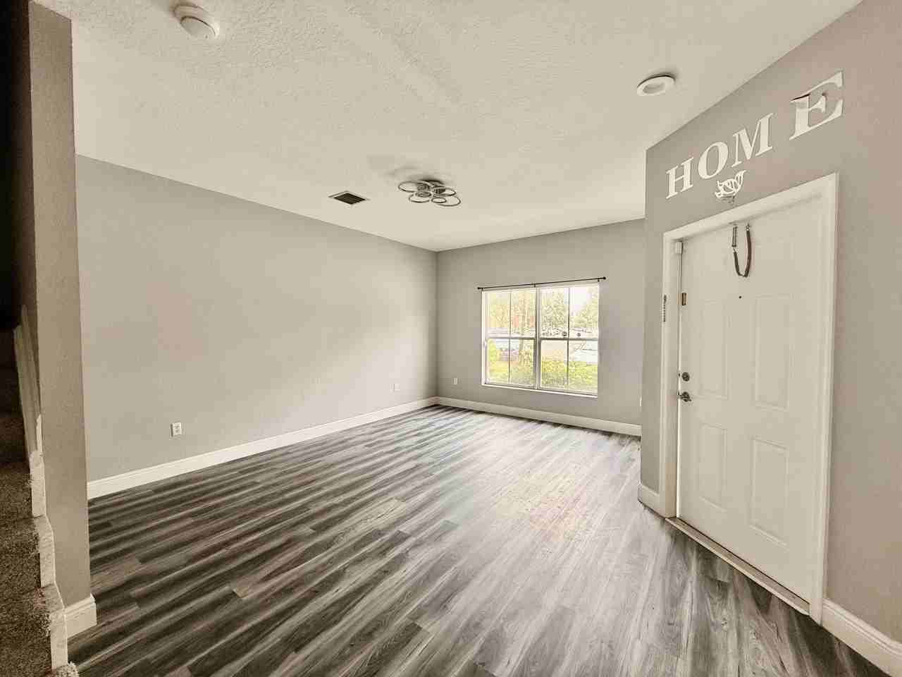 236 Lake Monterey Cir - Photo 4 of 36