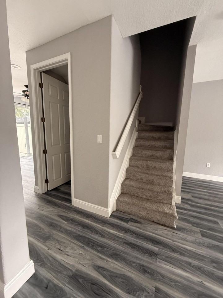 236 Lake Monterey Cir - Photo 7 of 36