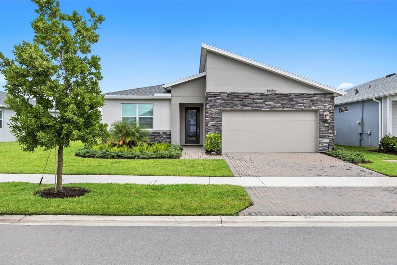 10550 Sw Orana Dr - Photo 3 of 42