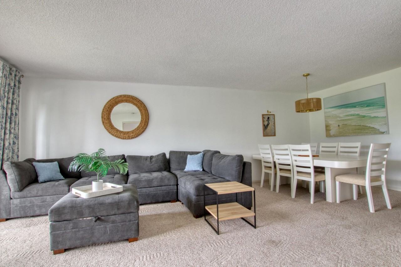 4489 Luxemburg Ct #304 - Photo 5 of 17