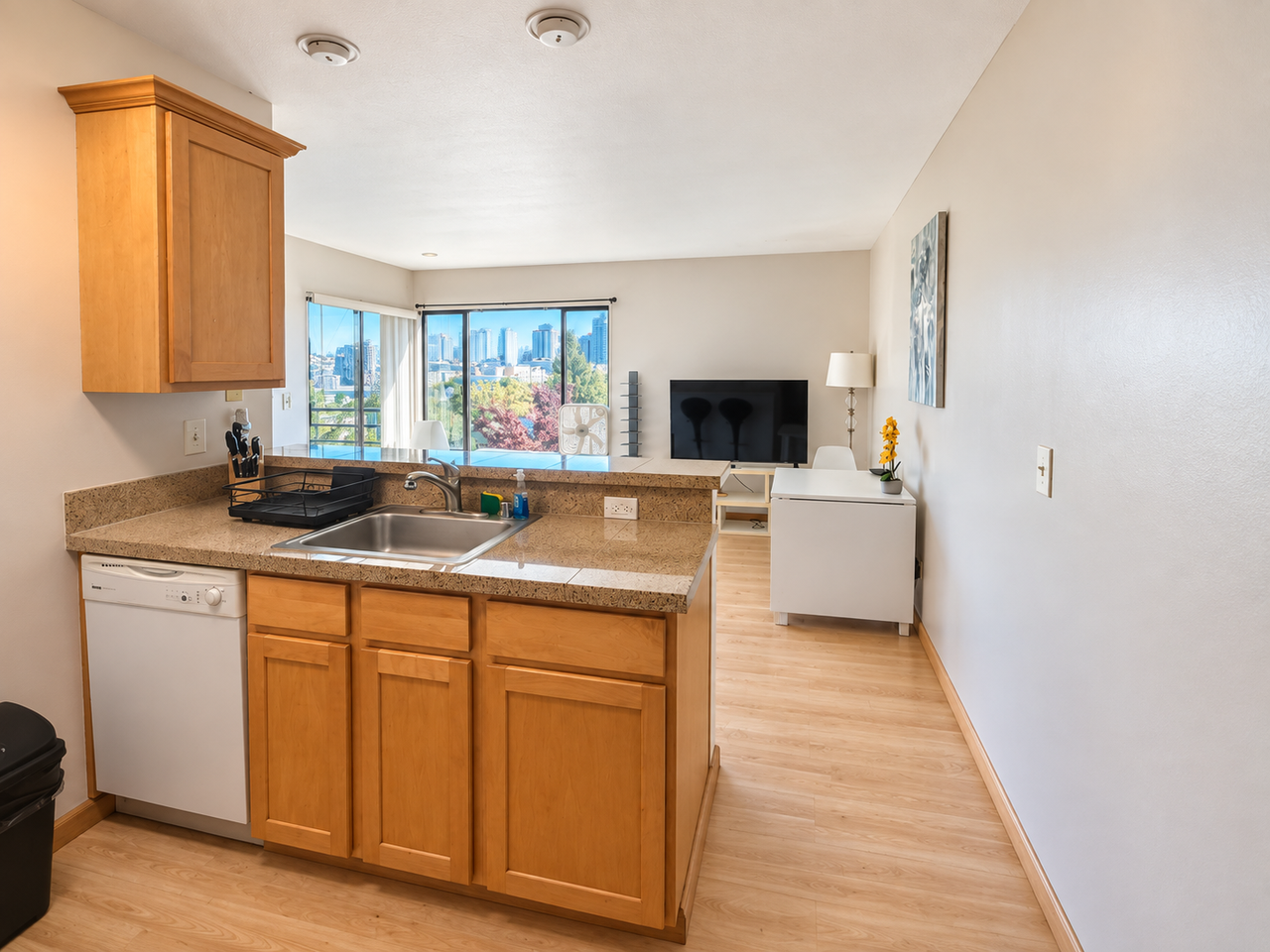 1312 6th Ave N #14 - Photo 3 of 10