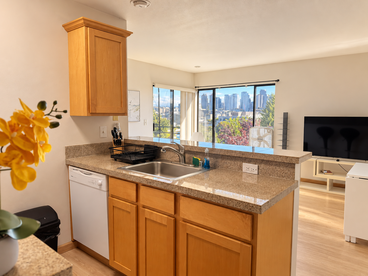 1312 6th Ave N #14 - Photo 4 of 10