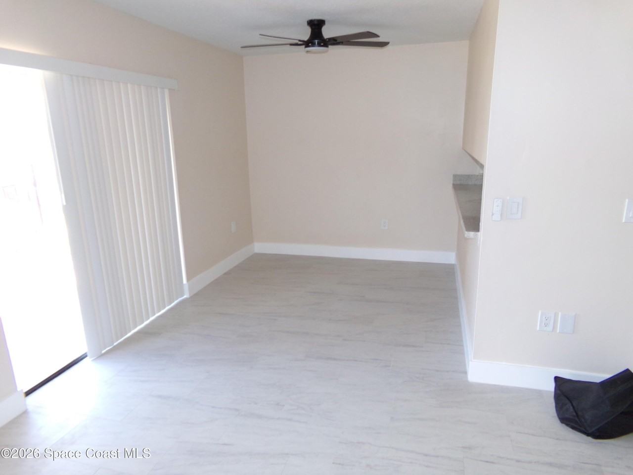 241 San Juan Cir - Photo 3 of 17