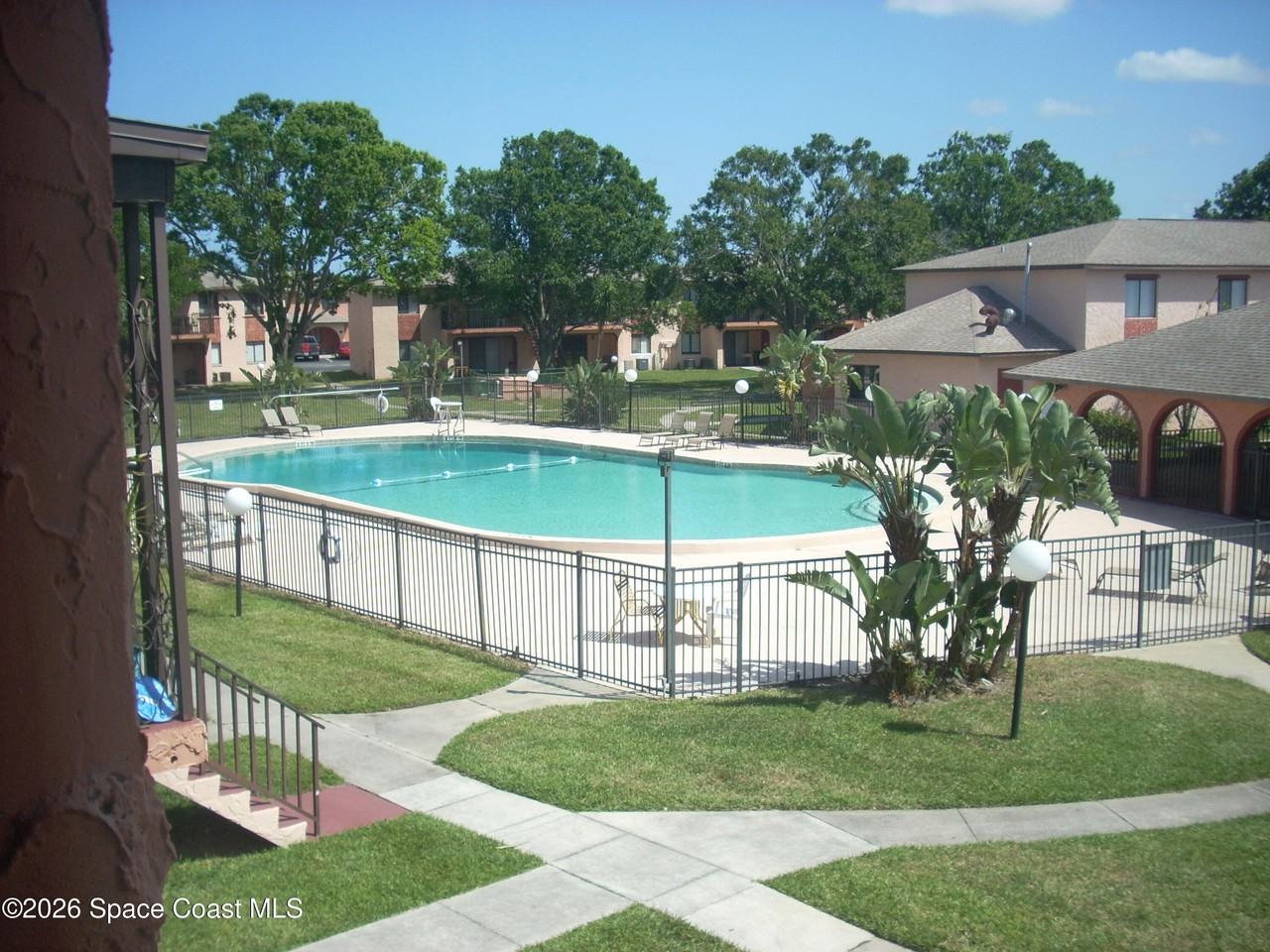 241 San Juan Cir - Photo 4 of 17