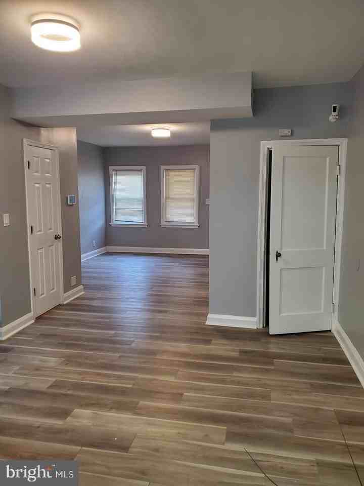 5640 Govane Ave - Photo 7 of 19