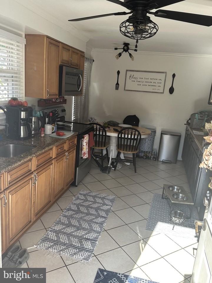 3200 Wilson Ave - Photo 7 of 17