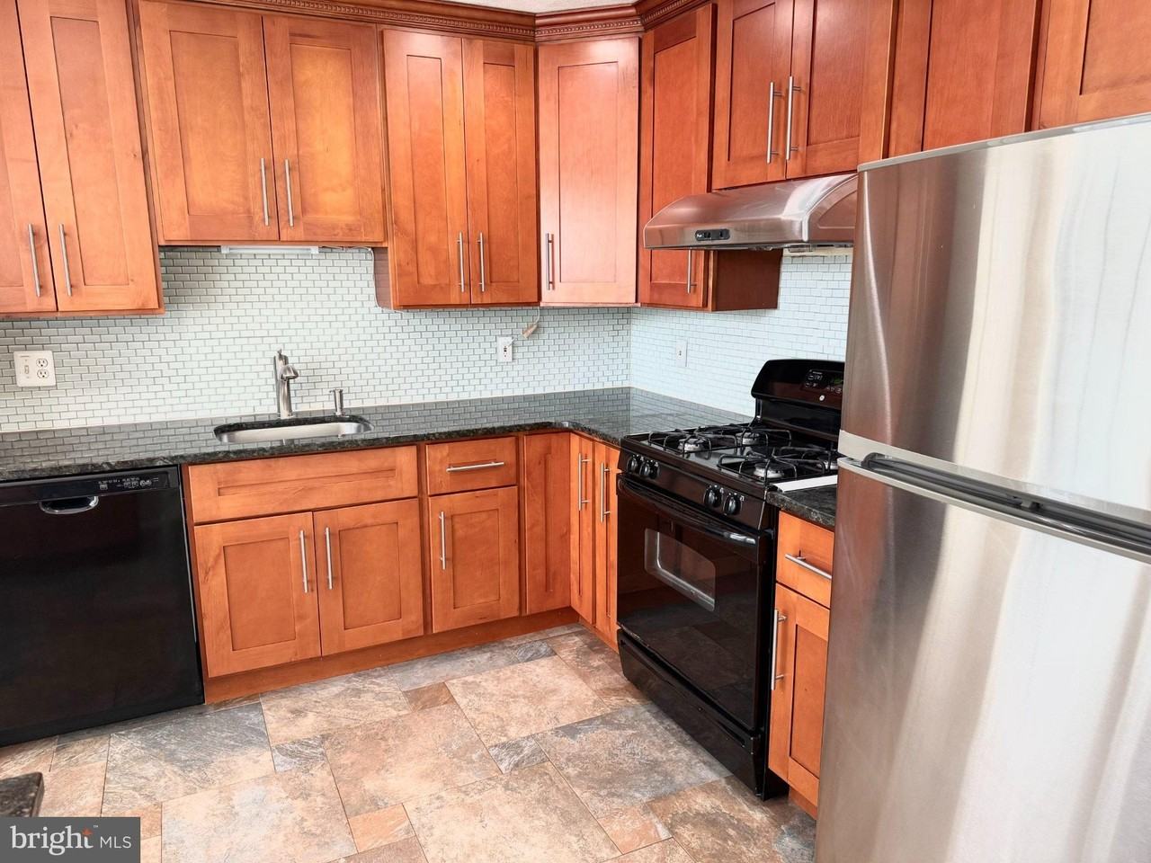 12000 Amber Ridge Cir #A202 - Photo 5 of 14