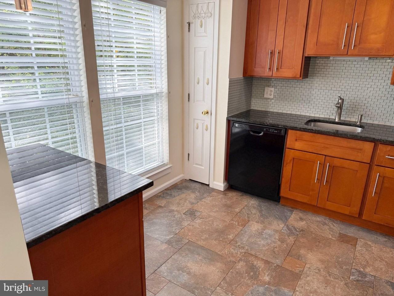 12000 Amber Ridge Cir #A202 - Photo 7 of 14