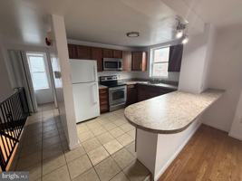 featured image of 600 E Girard Ave #2