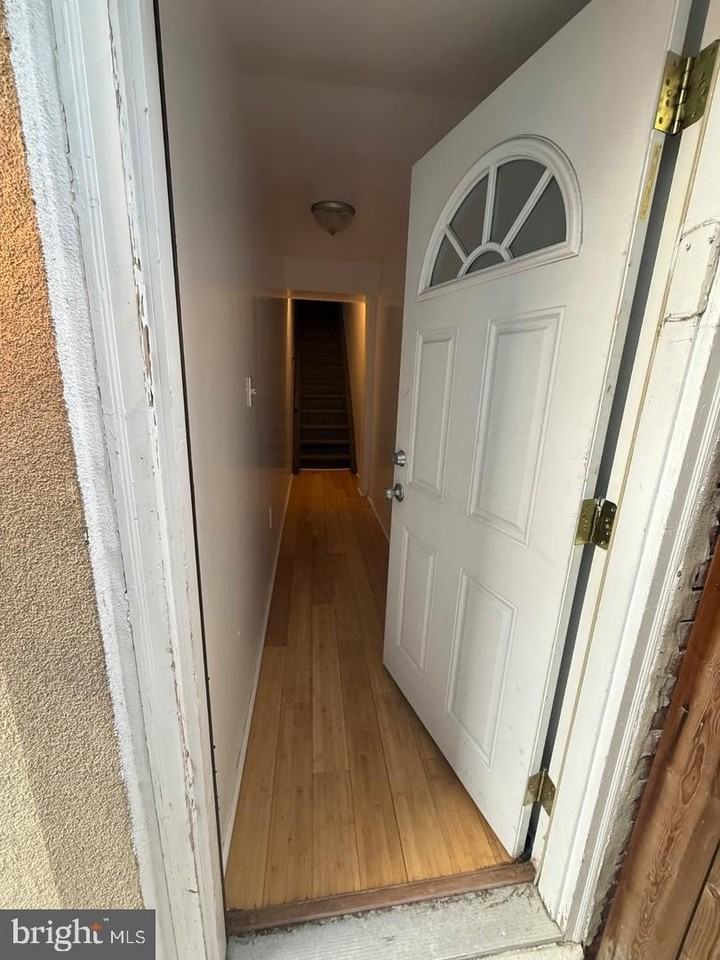 600 E Girard Ave #2 - Photo 3 of 14