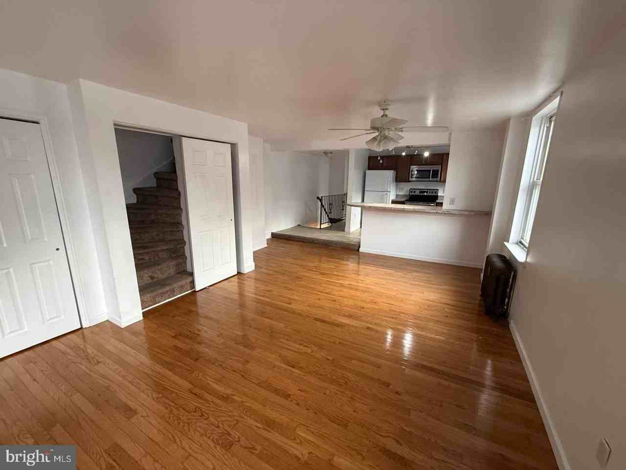 600 E Girard Ave #2 - Photo 7 of 14