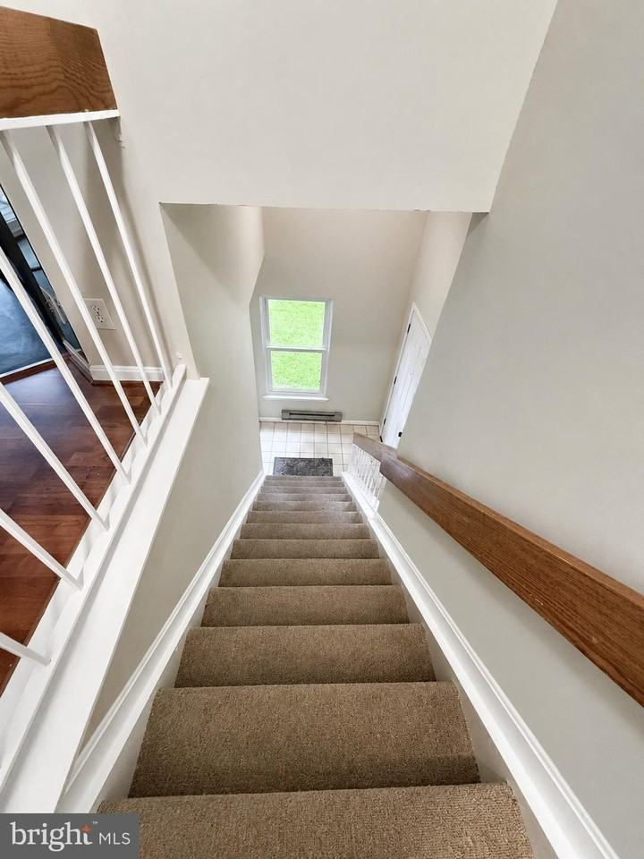 5800 Orchard Hill Ct #22B - Photo 4 of 15