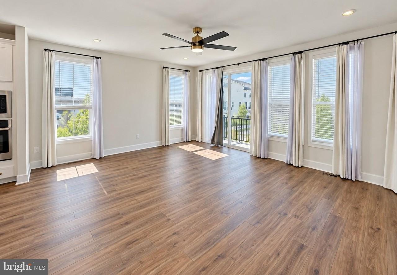 23083 SOARING Terrace - Photo 6 of 30