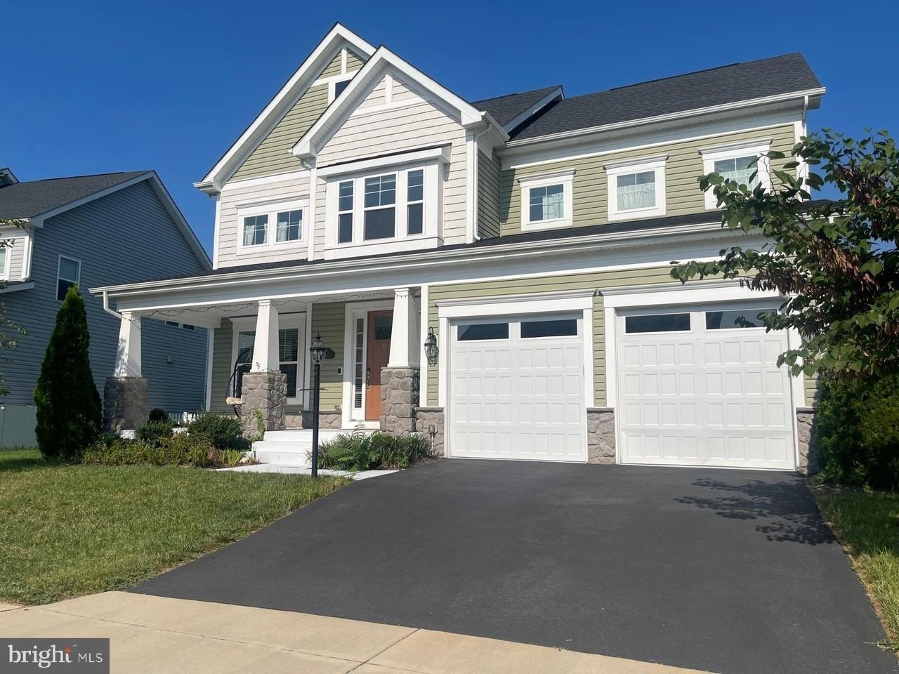 23631 Glenmallie Ct - Photo 2 of 36