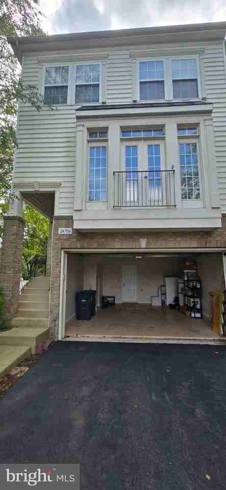 24704 Clock Tower Sq - Photo 2 of 50