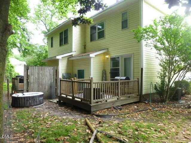 103 Laura Ln #A - Photo 2 of 10