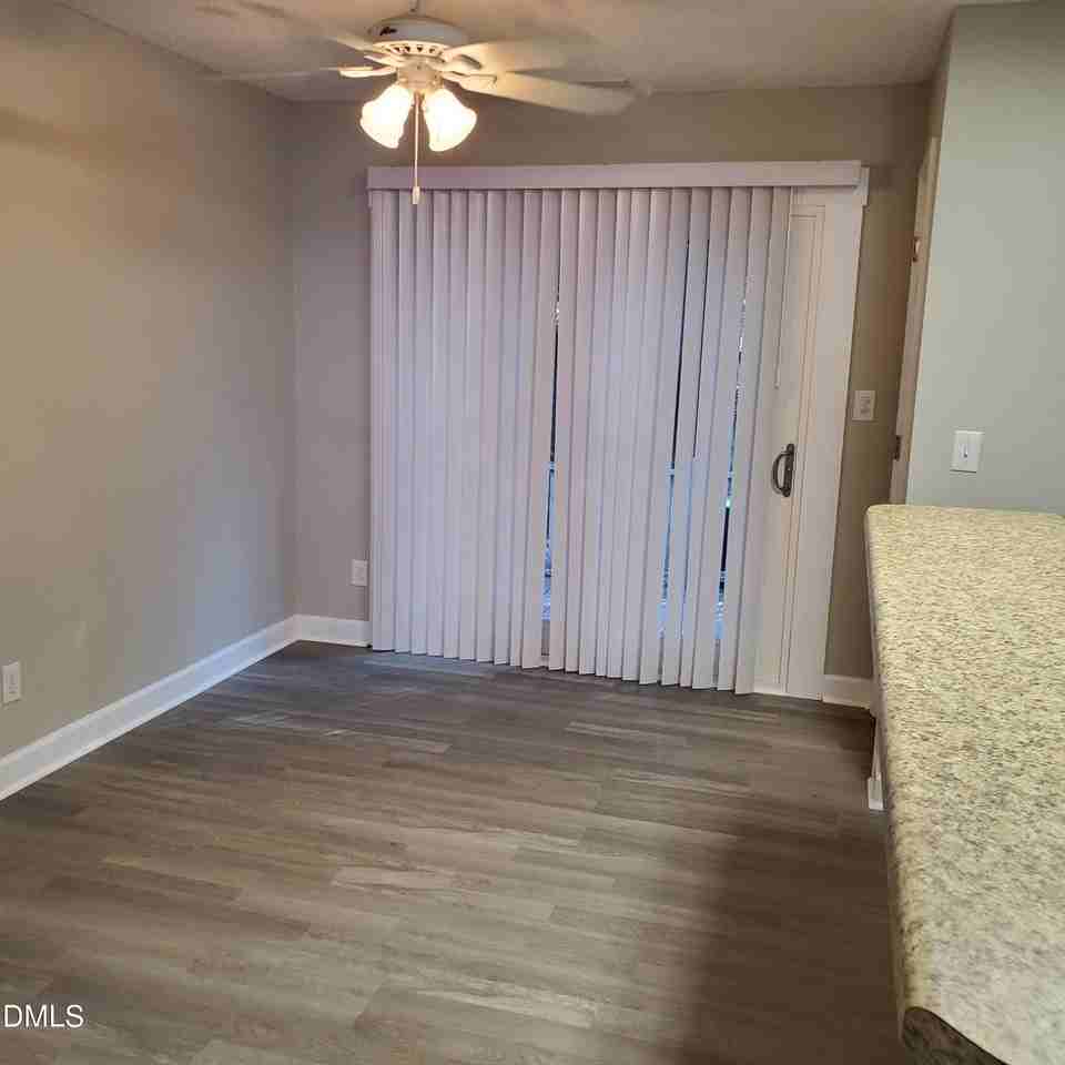 103 Laura Ln #A - Photo 4 of 10
