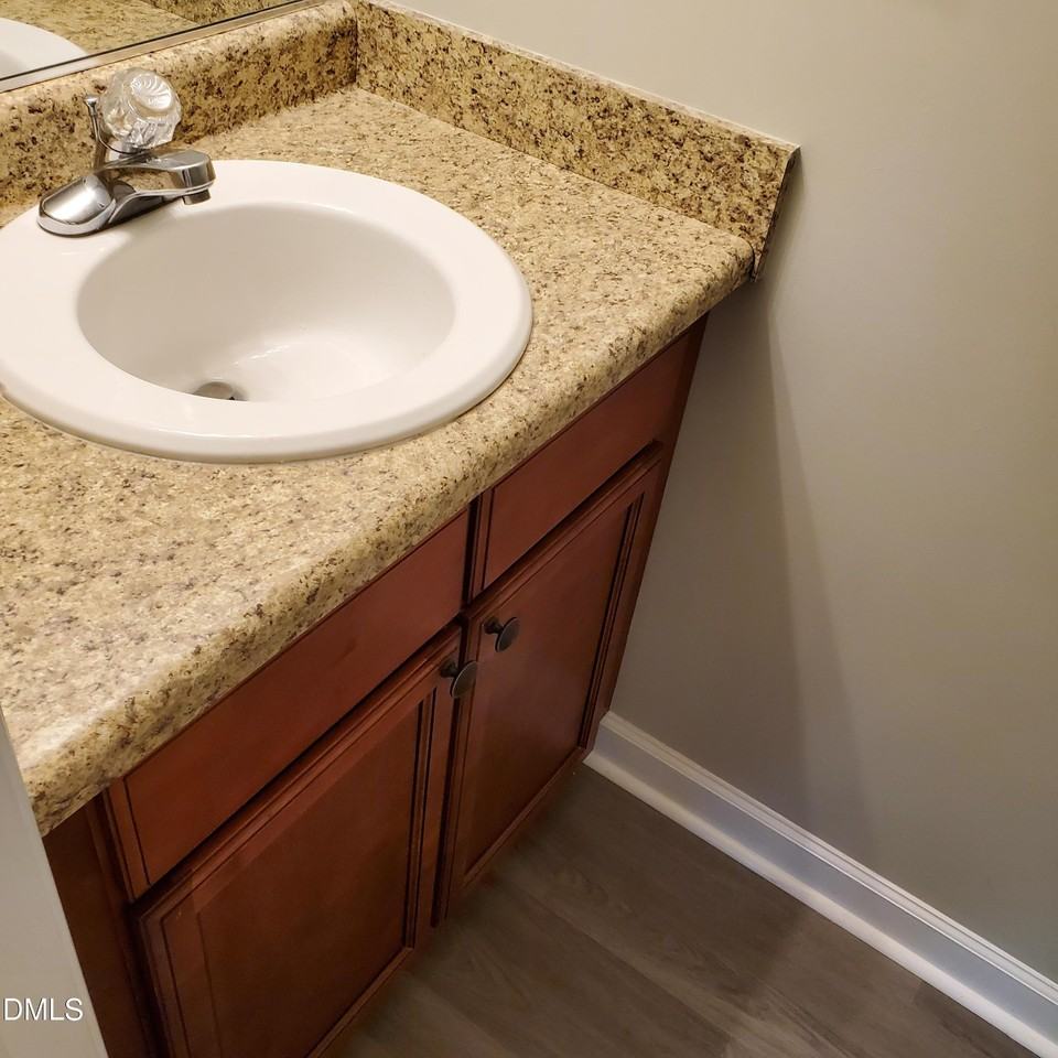 103 Laura Ln #A - Photo 6 of 10