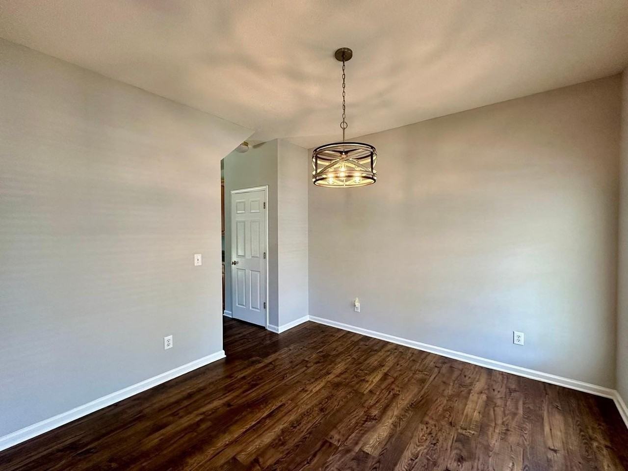 816 Vonkramer Ct - Photo 6 of 33