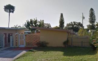 featured image of 1104 Westminster St W