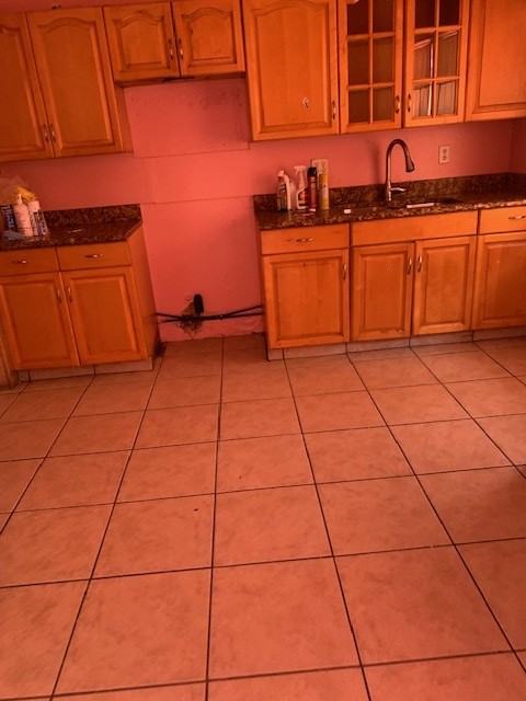 1104 Westminster Street W - Photo 2 of 2