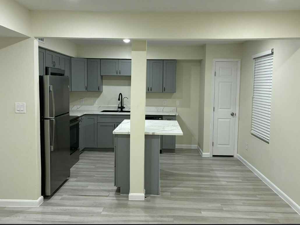 355 North 18th Street Unit 1103 - Photo 4 of 10