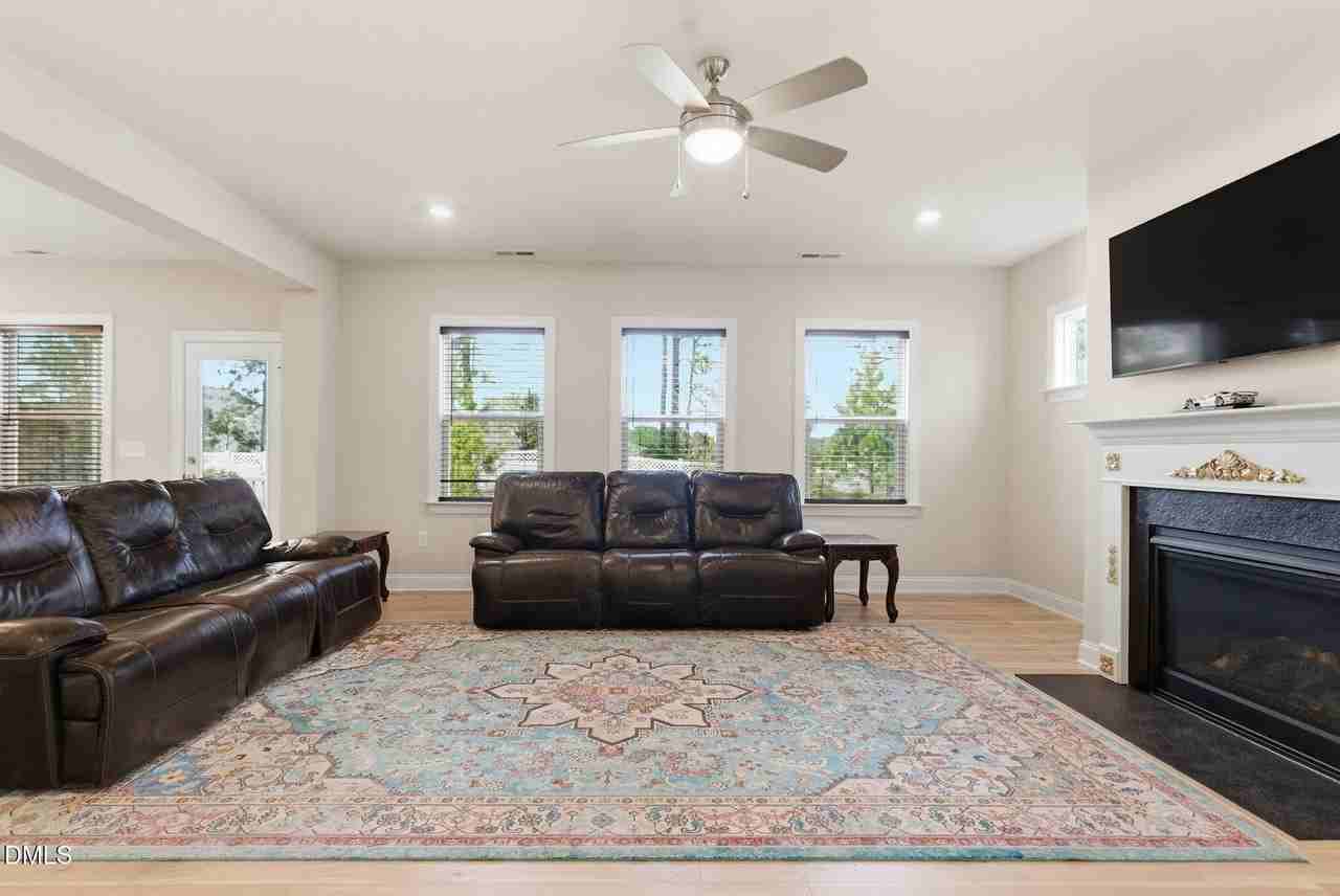 3524 Horton Grant Ct - Photo 3 of 42