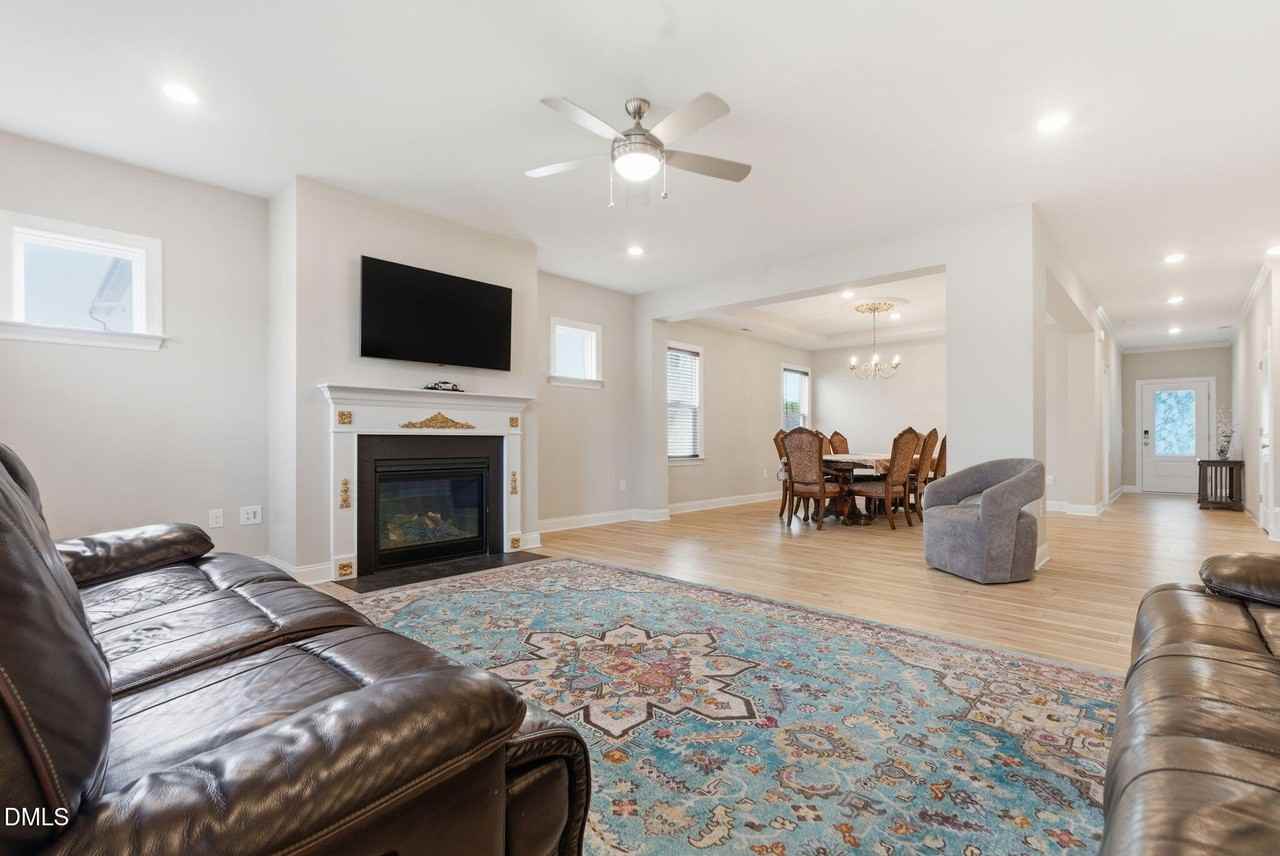 3524 Horton Grant Ct - Photo 5 of 42