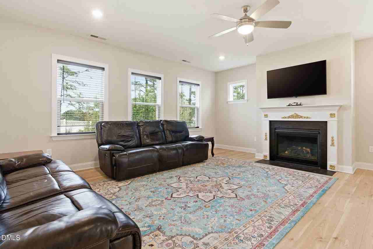 3524 Horton Grant Ct - Photo 6 of 42