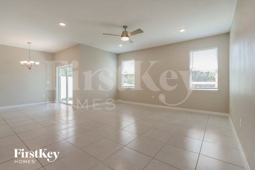 150 Windsor Reserve Dr - Photo 2 of 17