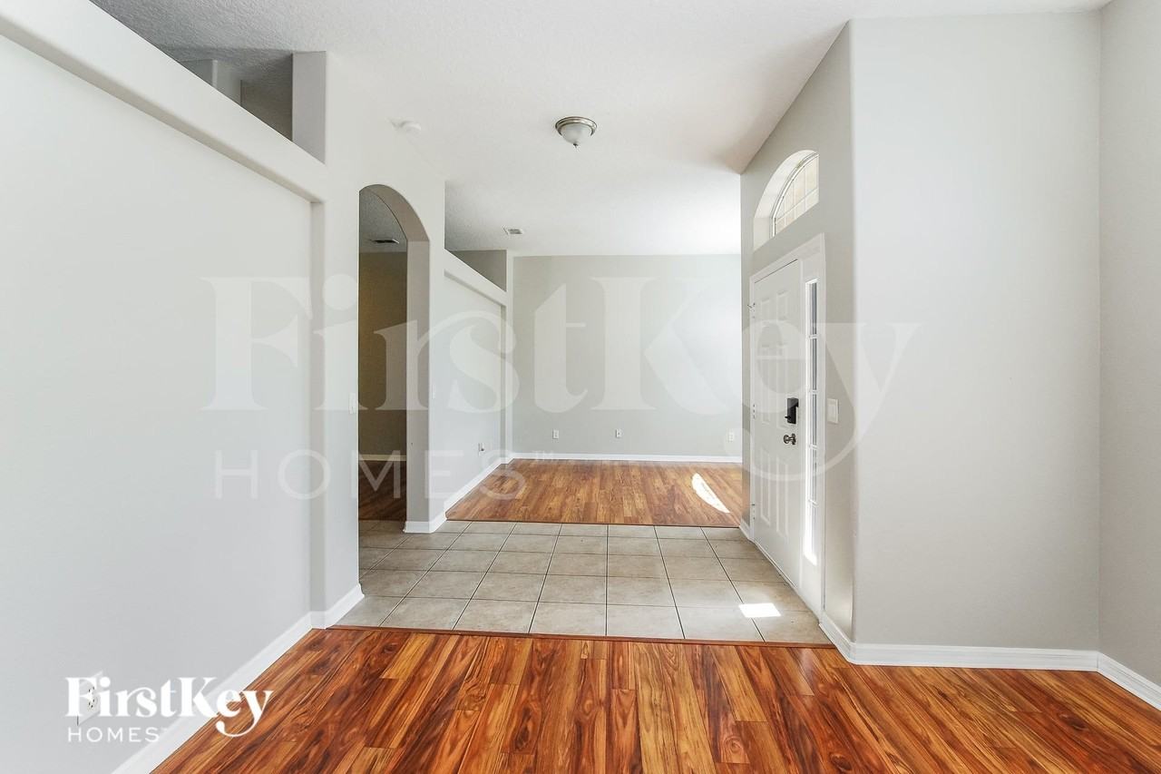 5 Pickford Dr - Photo 3 of 15