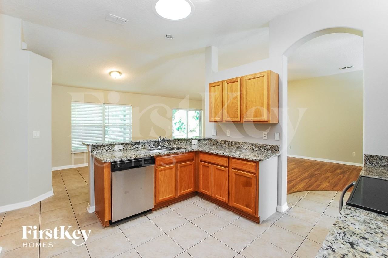 5 Pickford Dr - Photo 6 of 15