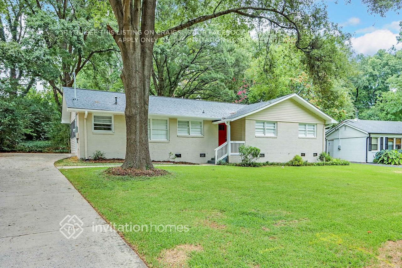 3521 Edsel Pl - Photo 3 of 26