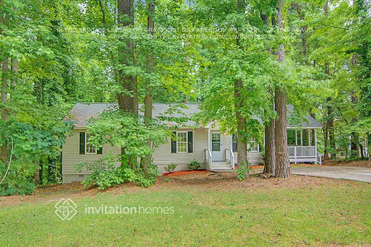 428 Cloverdale Dr - Photo 2 of 29