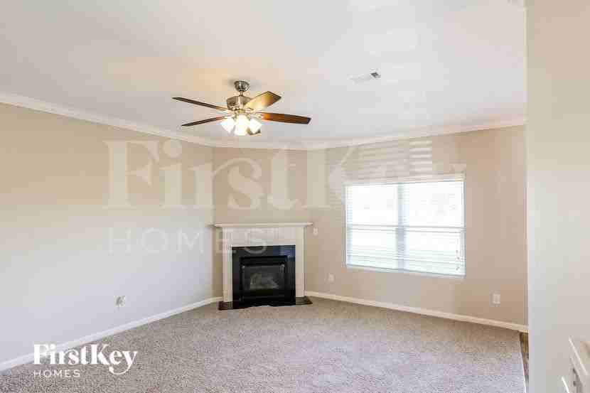 4459 Brookshire Cir - Photo 3 of 15