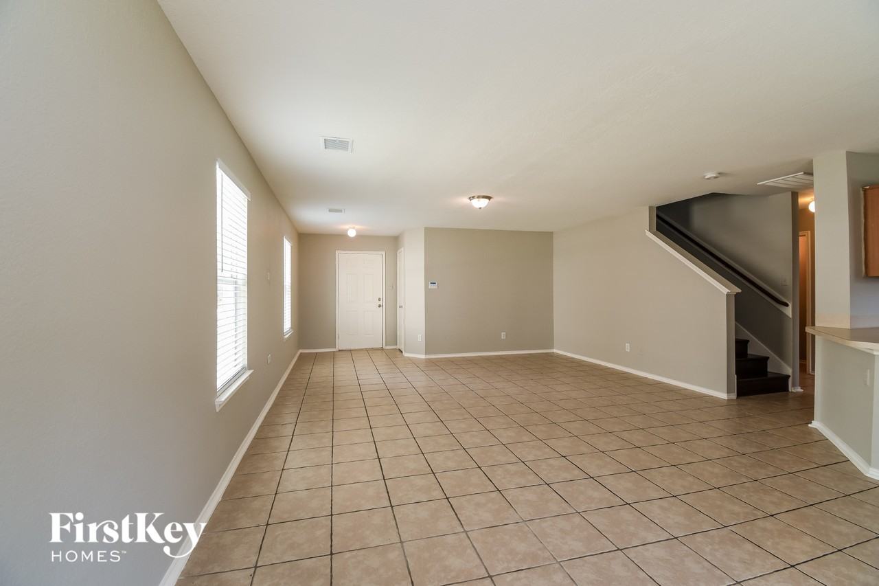 9414 Gnarled Chestnut Ct - Photo 3 of 15