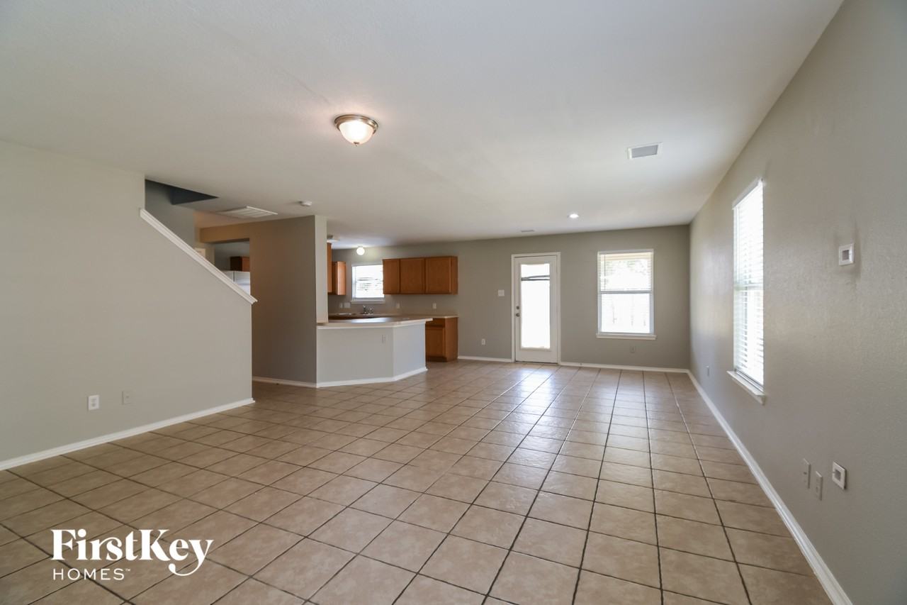 9414 Gnarled Chestnut Ct - Photo 5 of 15