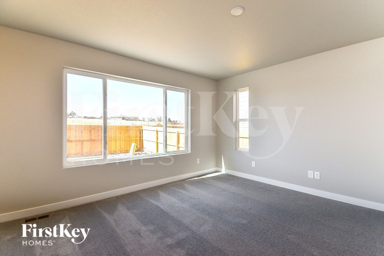 10503 Horton Dr - Photo 2 of 15