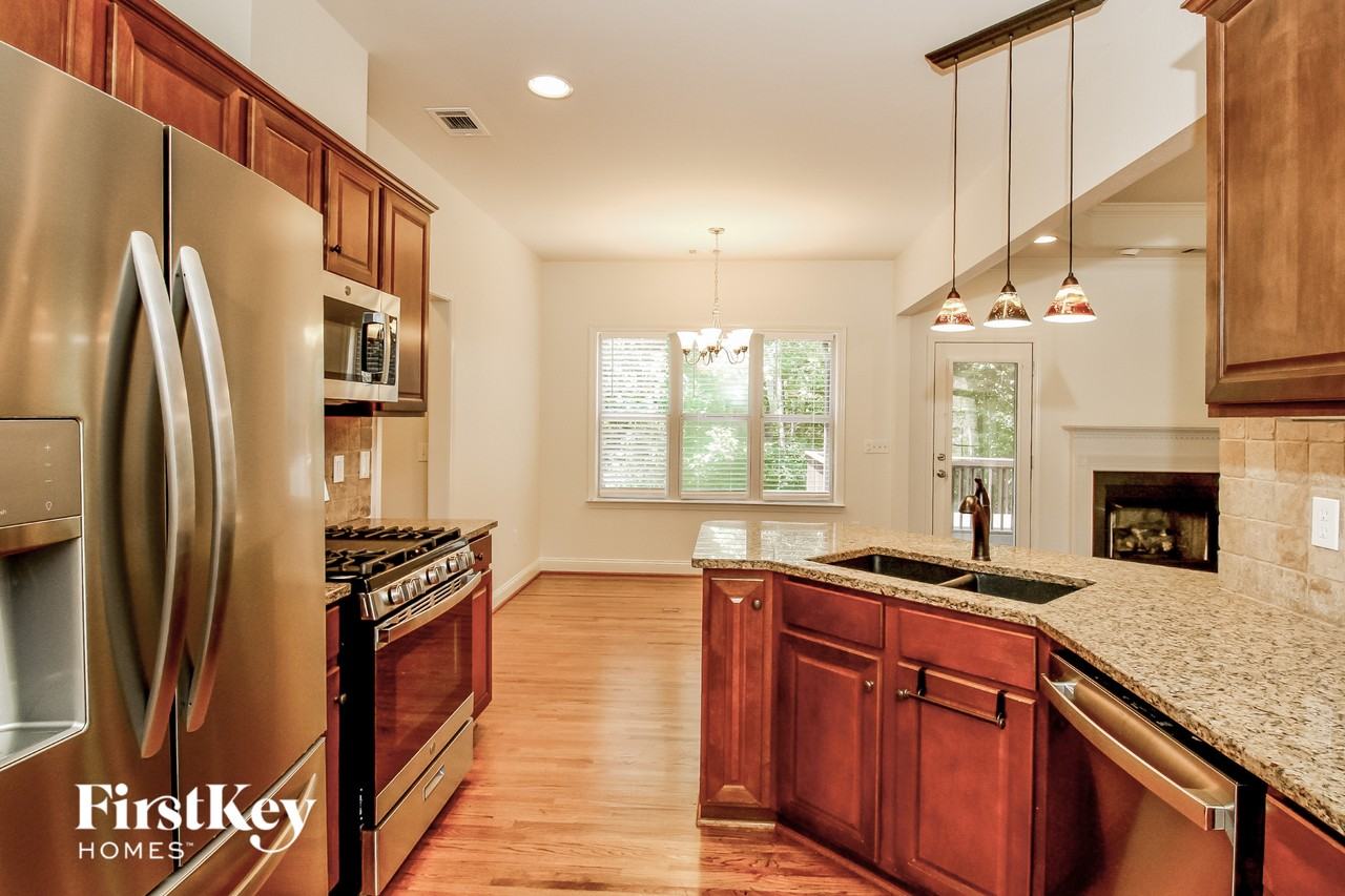 136 Lime Creek Ln - Photo 5 of 15