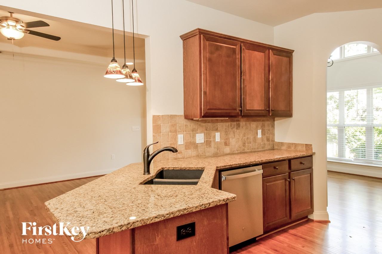 136 Lime Creek Ln - Photo 7 of 15