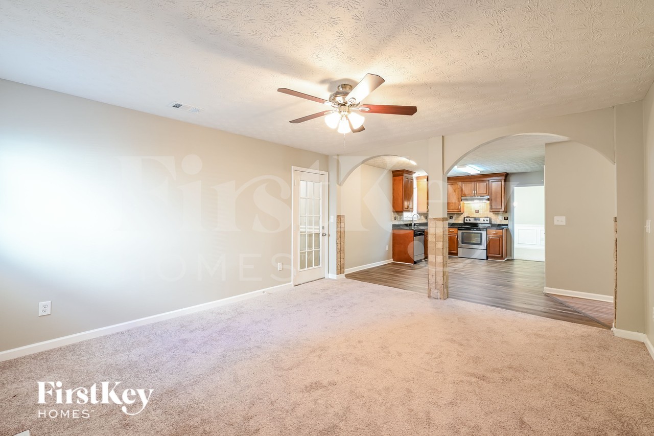4285 Bradstone Trce Nw - Photo 3 of 15